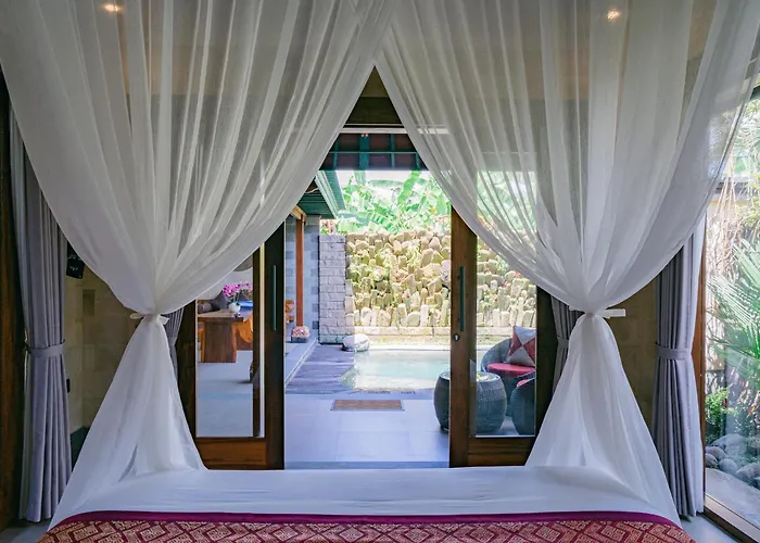 2 Seasons : Star - Luxury With Private Pool * Ubud