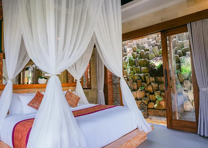 2 Seasons : Star - Luxury With Private Pool * Ubud